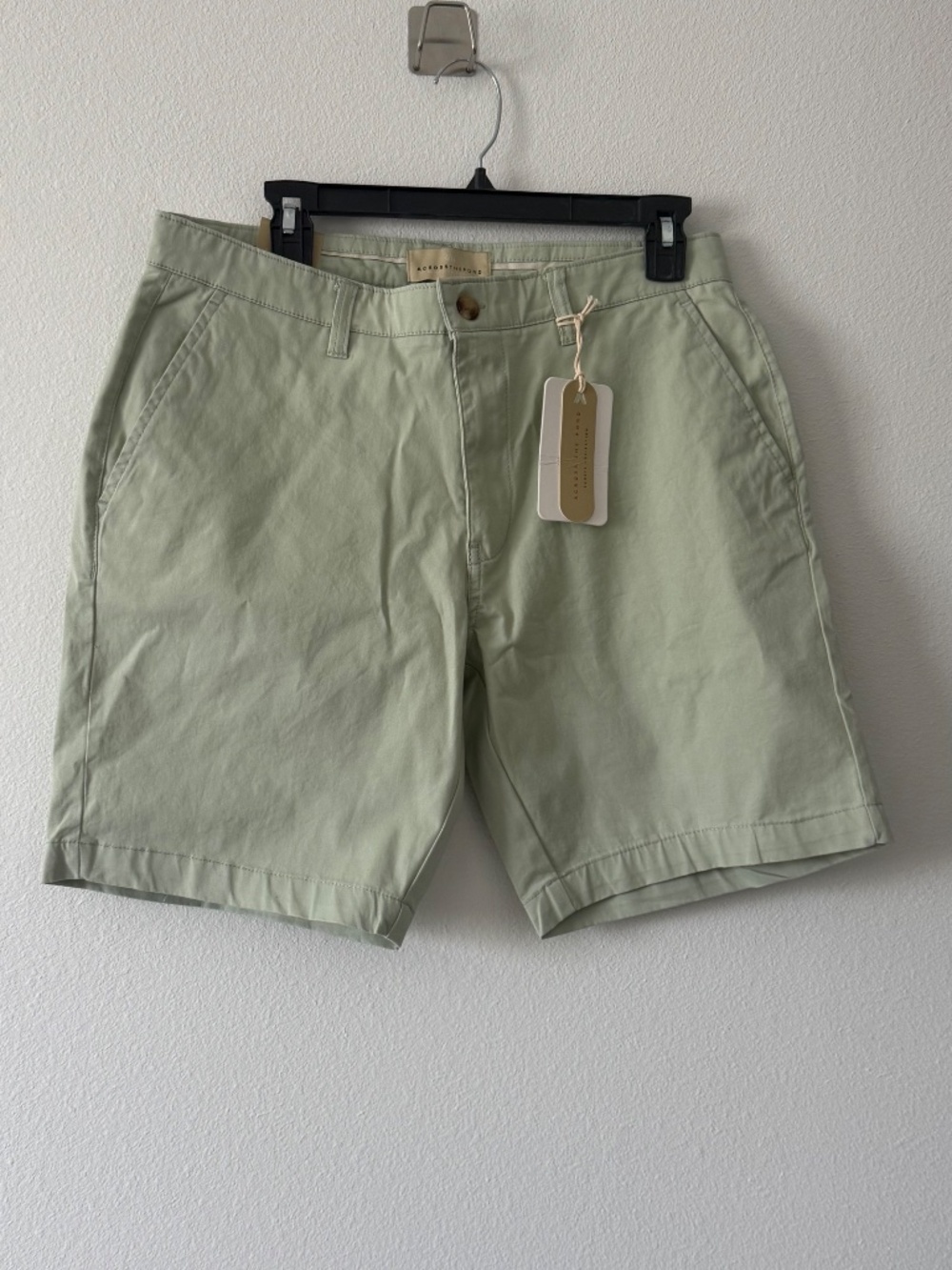Across The Pond Men's Chino Slim Stretch Shorts Green 32 W NWT